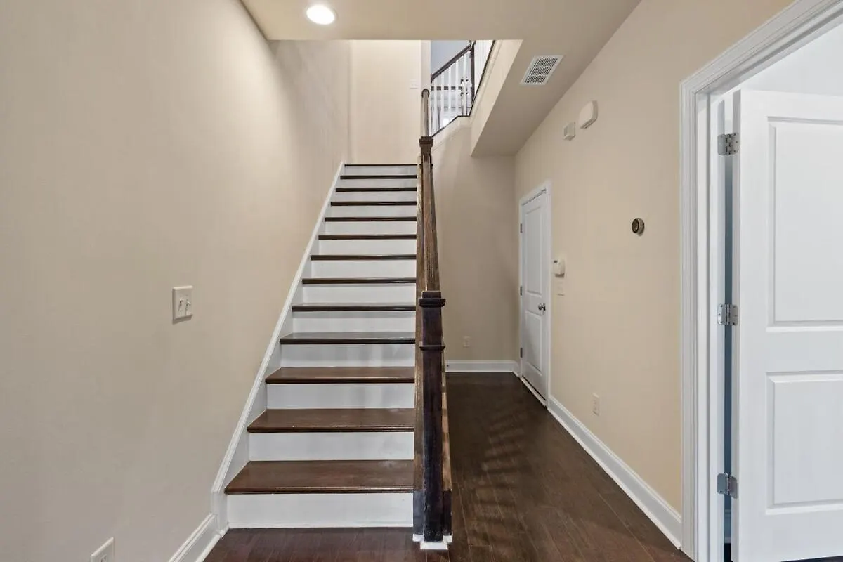 Holiday home Luxurious King 3Br Townhouse In Uptown Charlotte! Villa