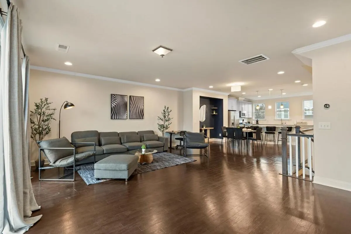 Luxurious King 3Br Townhouse In Uptown Charlotte! Villa